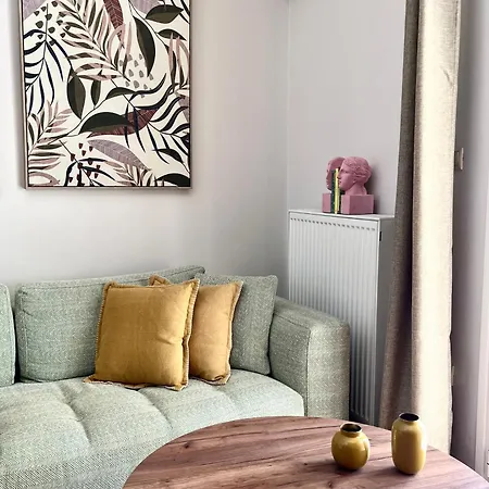 Bright 2 Bdr Pagrati Apartment Athens